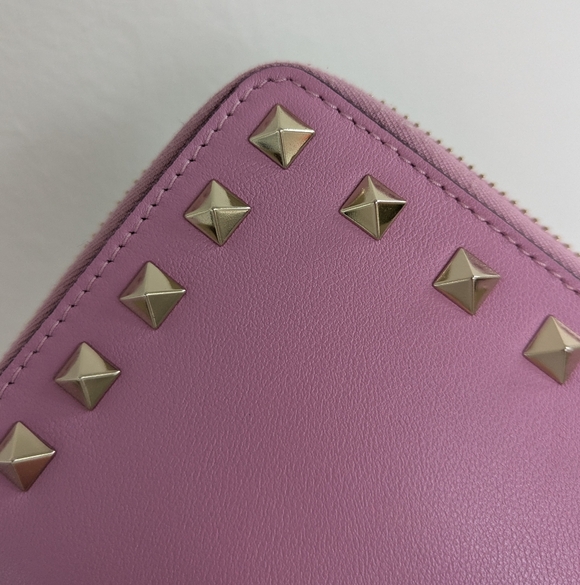 2 Piece! Valentino Garavani Rockstud Purple - Pink Wallet and Card Holder - Picture 5 of 16